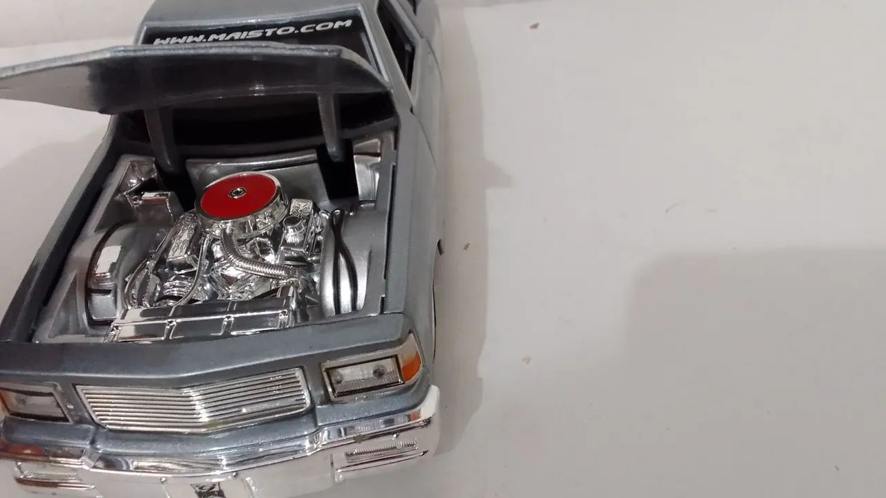 Miniatura Chevrolet Caprice Maisto 1/26 - Foto 2