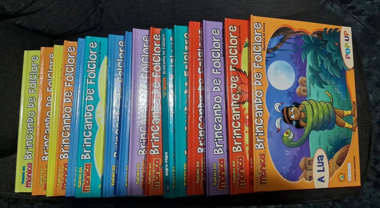 Livros infantis Brincando de Folclore - Turma da Mônica