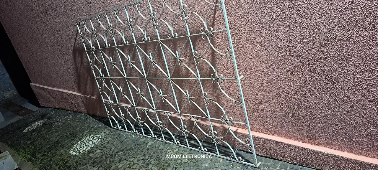 Grade de proteção para janela