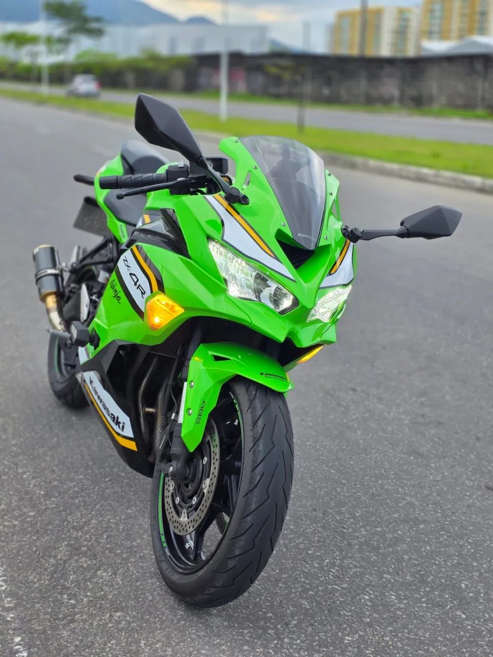 Kawasaki Zx-4r 2025 - 1451945155 | OLX