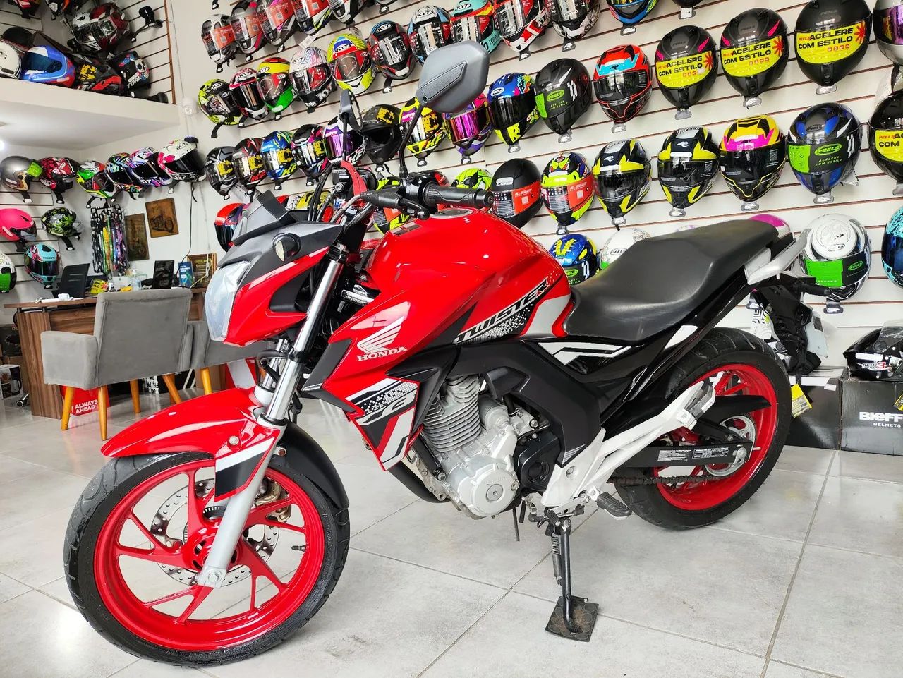 Honda CB Twister 250cc ABS  - Foto 3