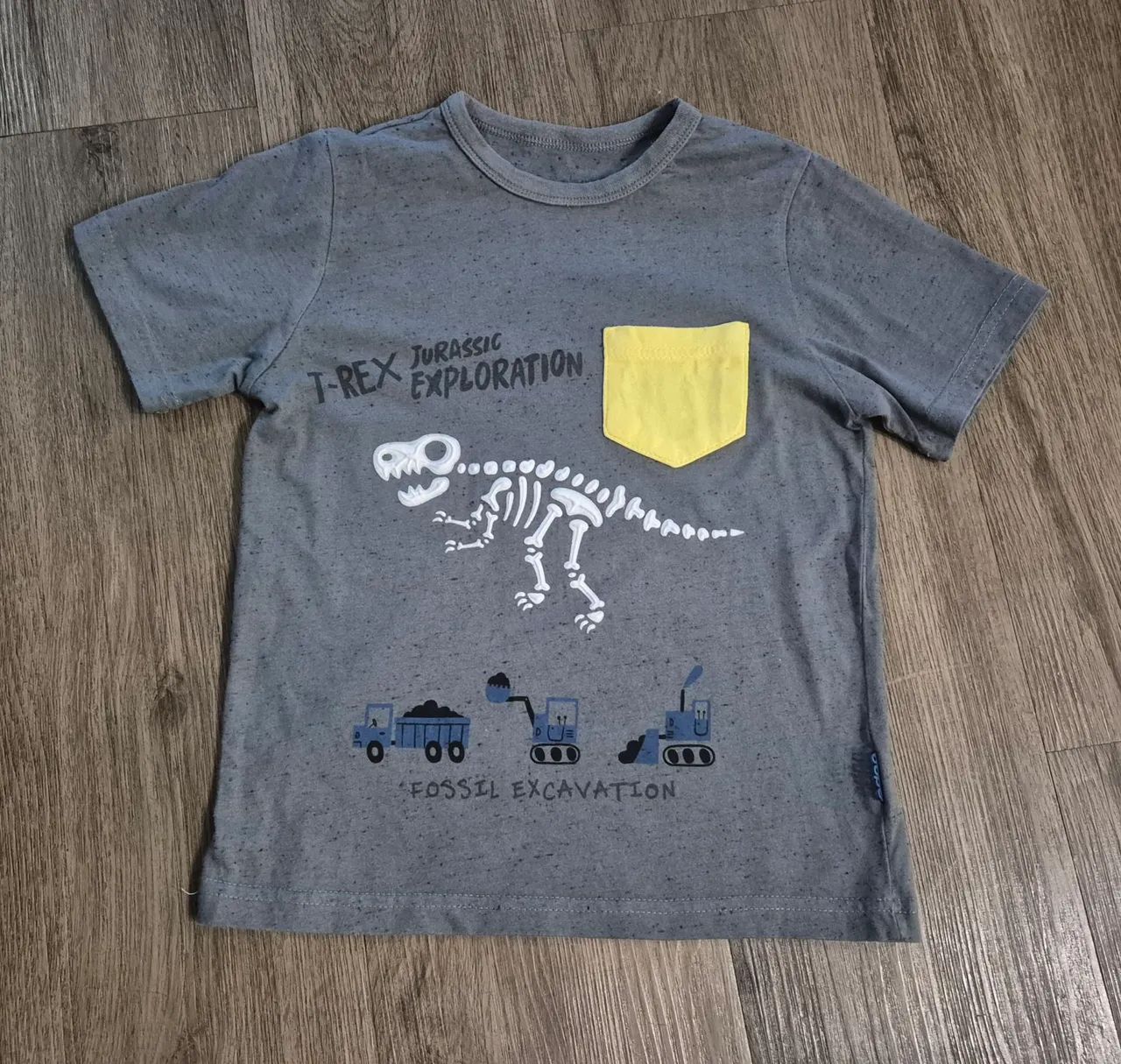 Camisa T-Rex da Alphabeto