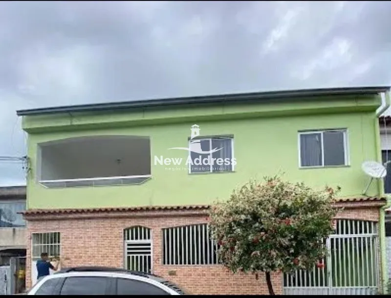 Casa com Kitnets à venda em Araçás - Vila Velha/ES