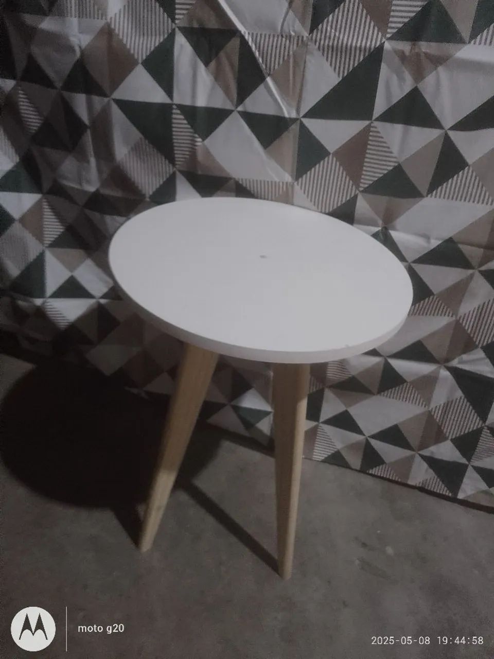 Mesinha redonda  - Foto 3