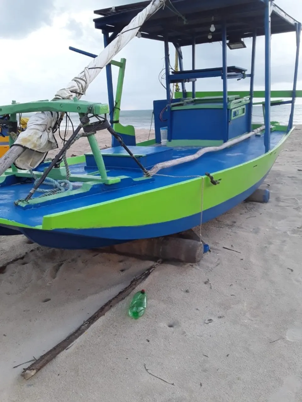 Jangada nova pronta para pescaria 6,20 m
