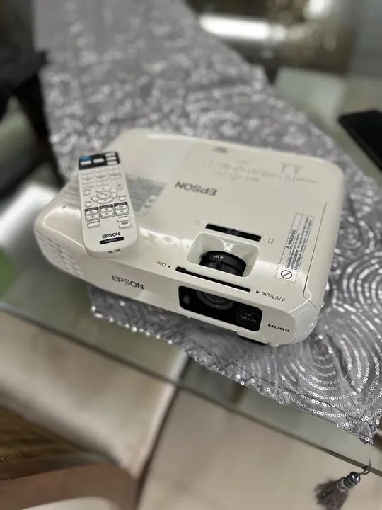Projetor Epson Powerlite X24
