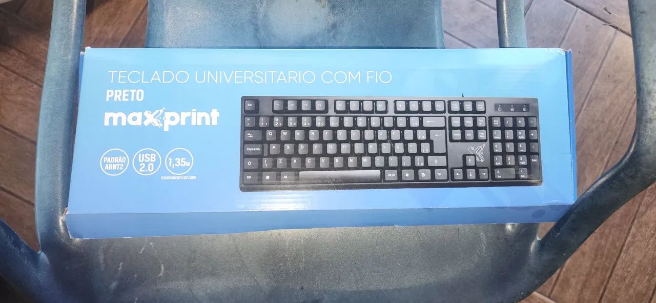 Teclado universitário 