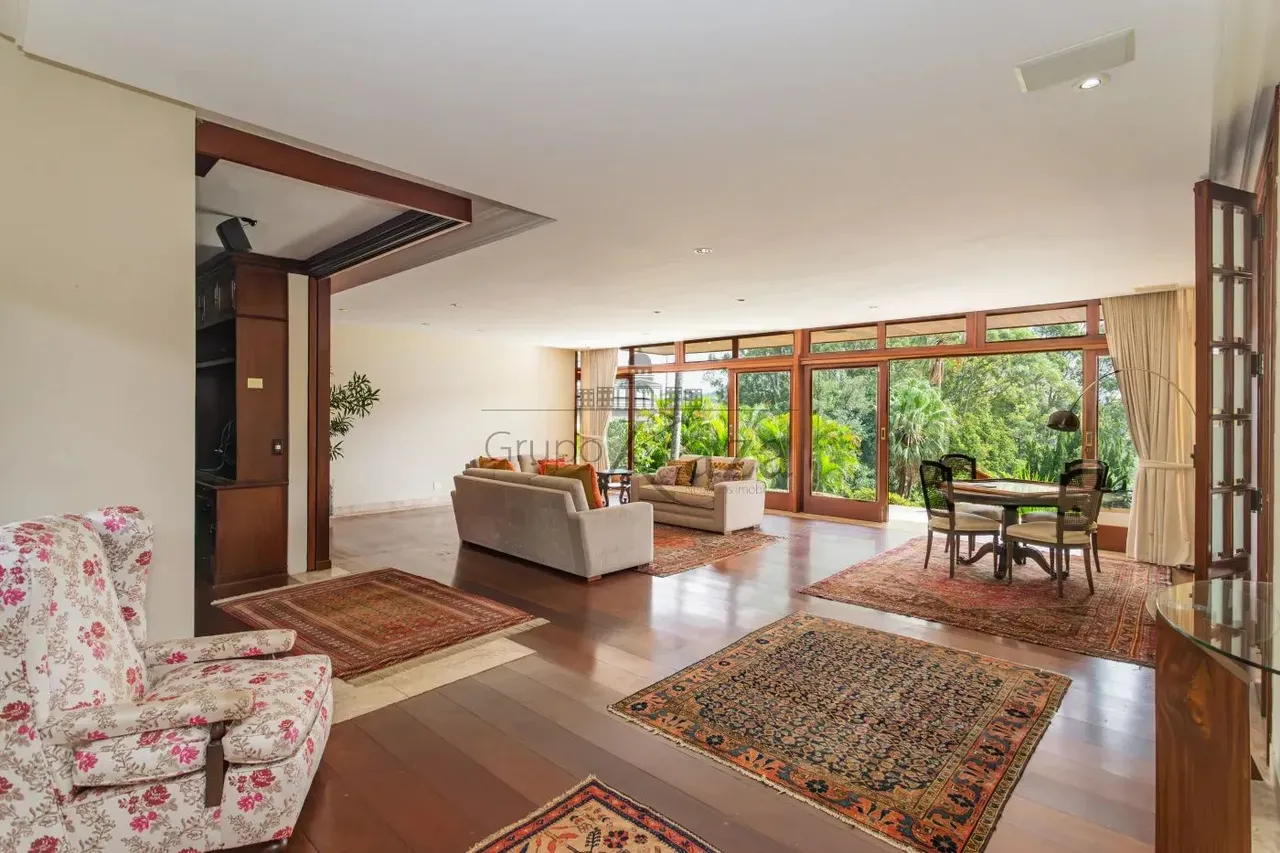 Casa em Condomínio - Tamboré - 3 Dormitórios - 1.000m².