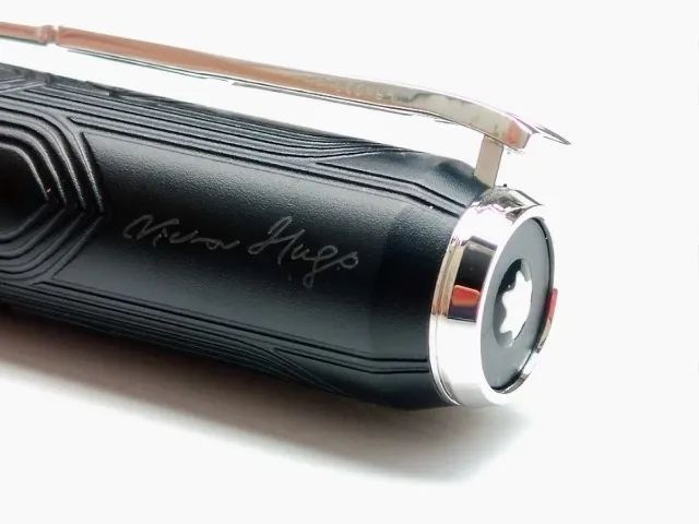 Caneta Montblanc Writer Victor Hugo - Esferográfica - Foto 4