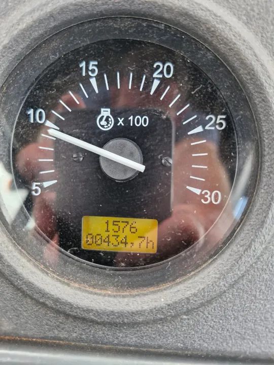 Retro Escavadeira Müller MR 406 ano 2024 com 430 horas garantia de fabrica - Foto 5