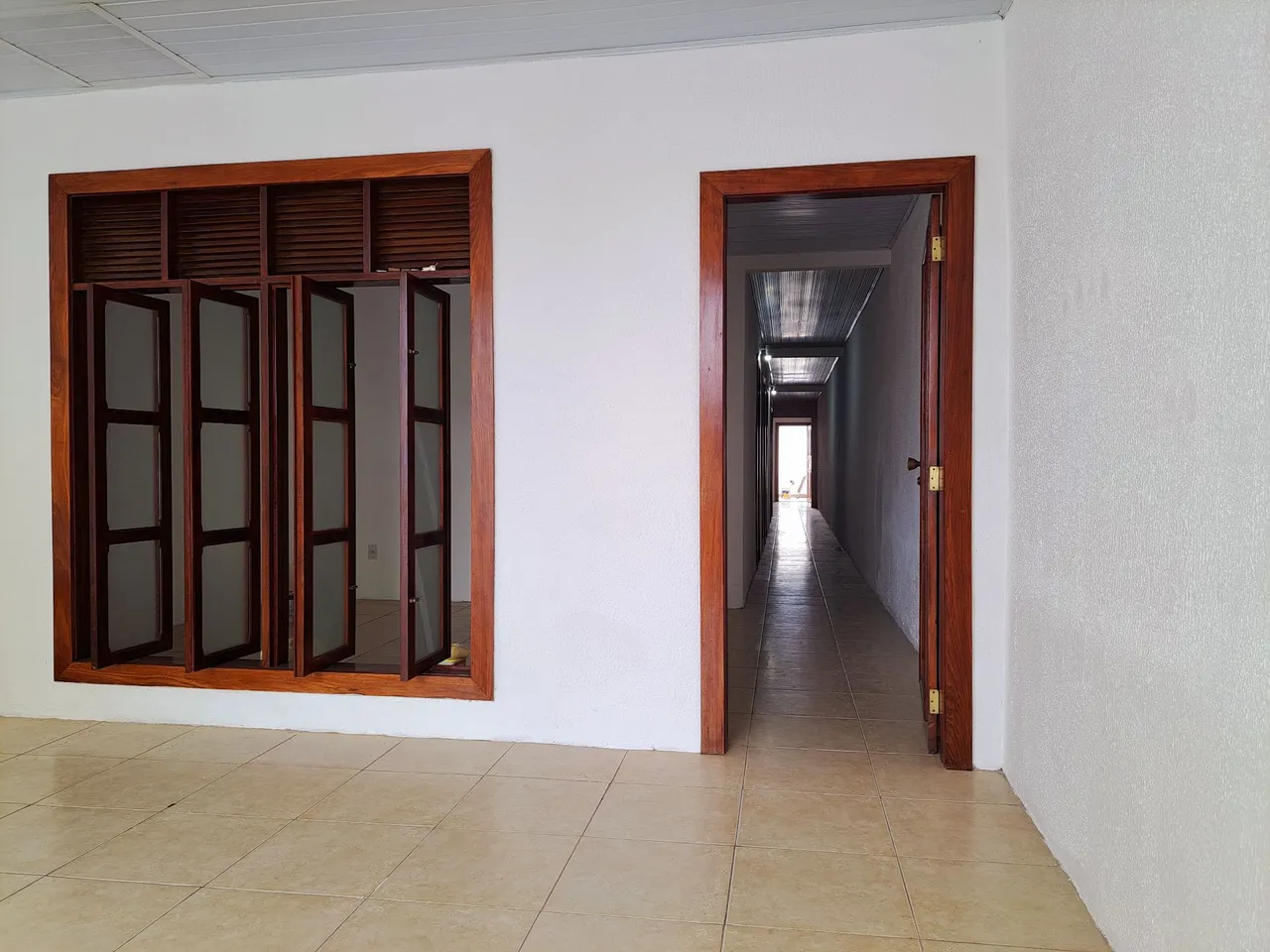 Casa Ampla, Arejada e Bem Localizada