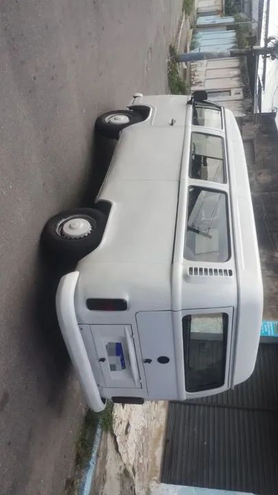Kombi 2006 vendo ou troco - Foto 5