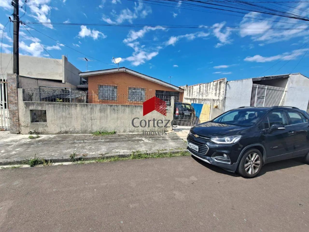 Casa com 149,5m² 4 quartos, à venda, no bairro Sítio Cercado em Curitiba - Foto 2