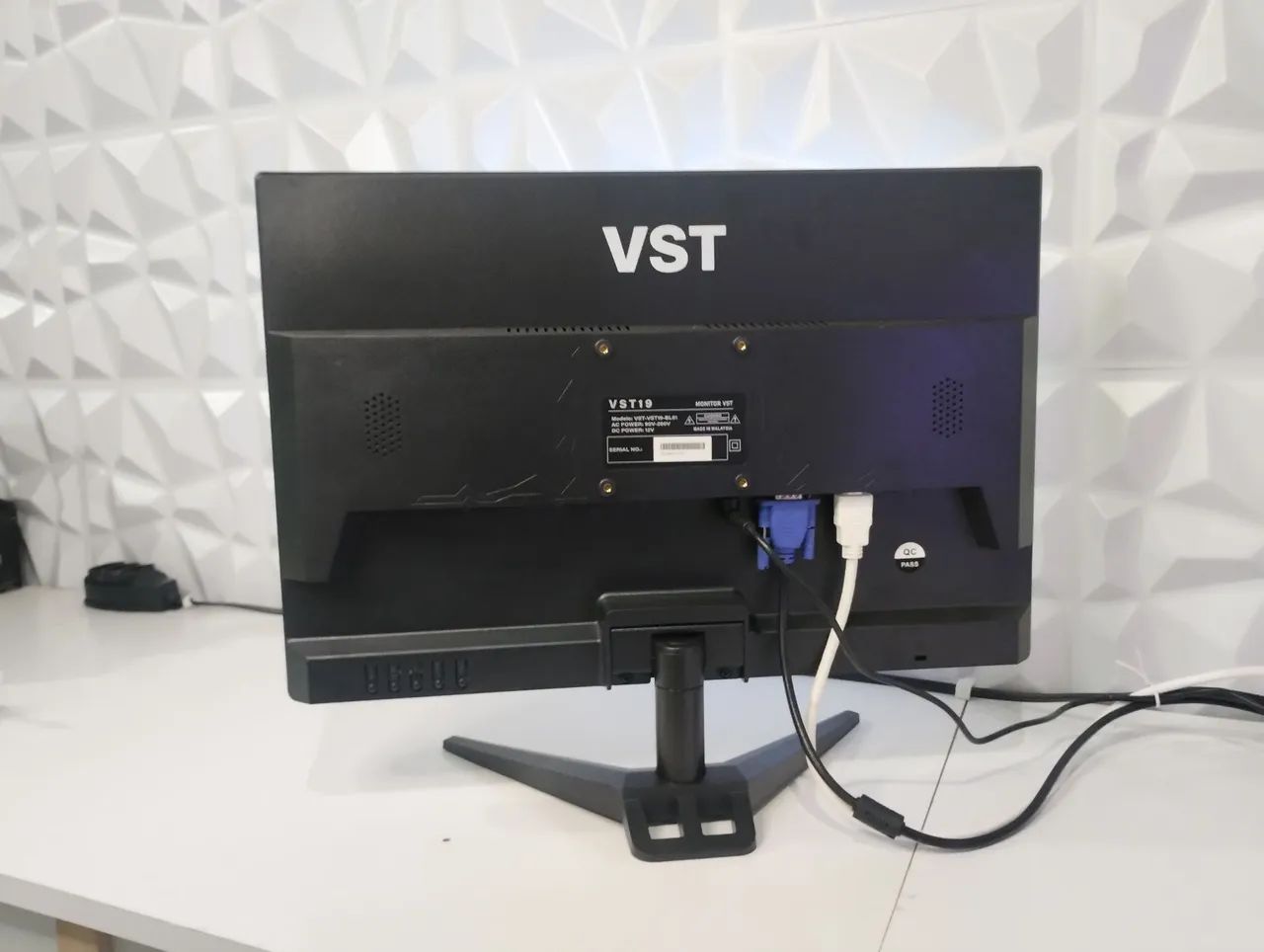 Monitor Novo Led 19, HDMI e VGA, Envio OLX Pay, Novo, Temos mais unidades, Aproveite  - Foto 5