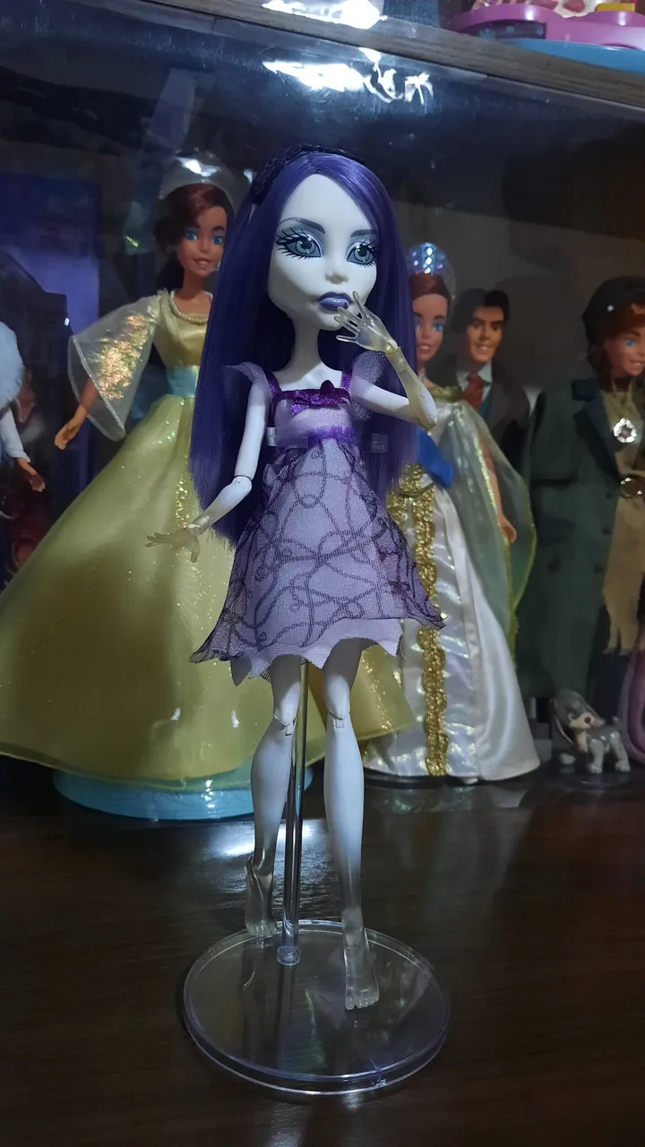 Boneca Monster High Spectra Vondergeist Dead Tired