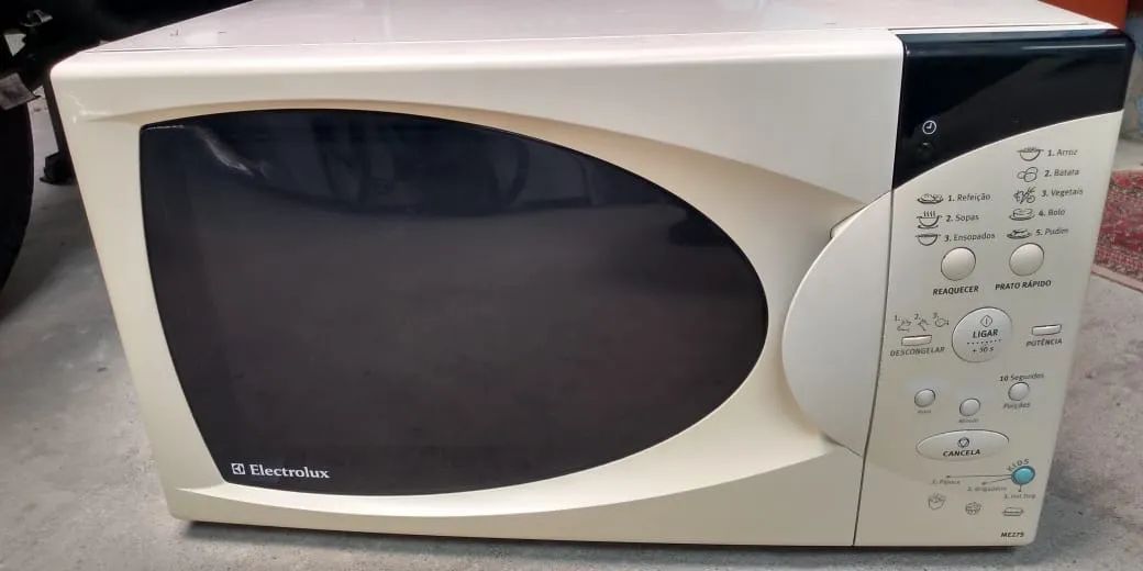 Micro-ondas Electrolux 27L em ótimo estado - Foto 2