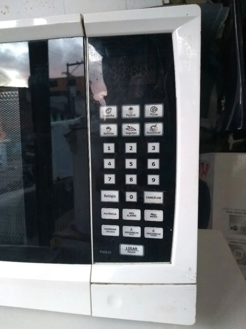 Micro-ondas Philco PM32 - Funcional e Prático! - Foto 4