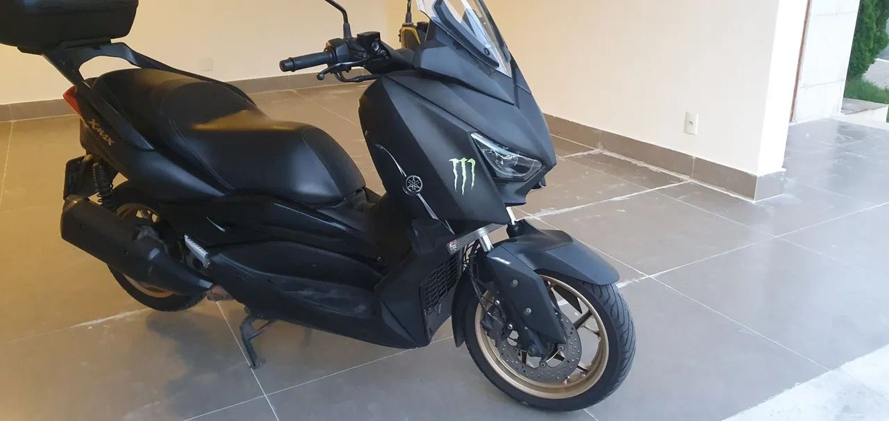 Xmax 2021.