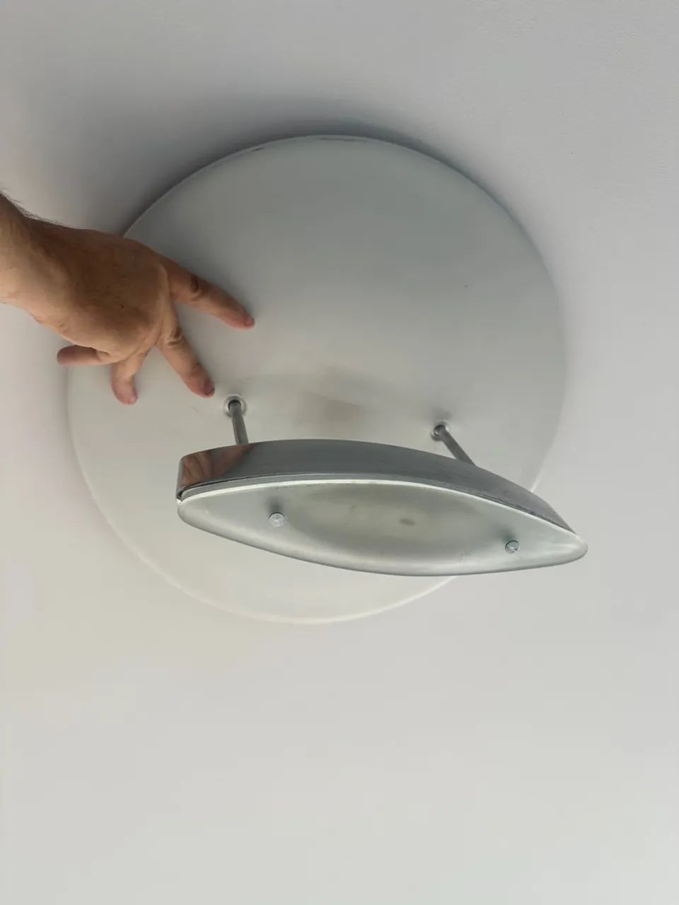 Luminária de Teto Moderna e Elegante - Foto 2