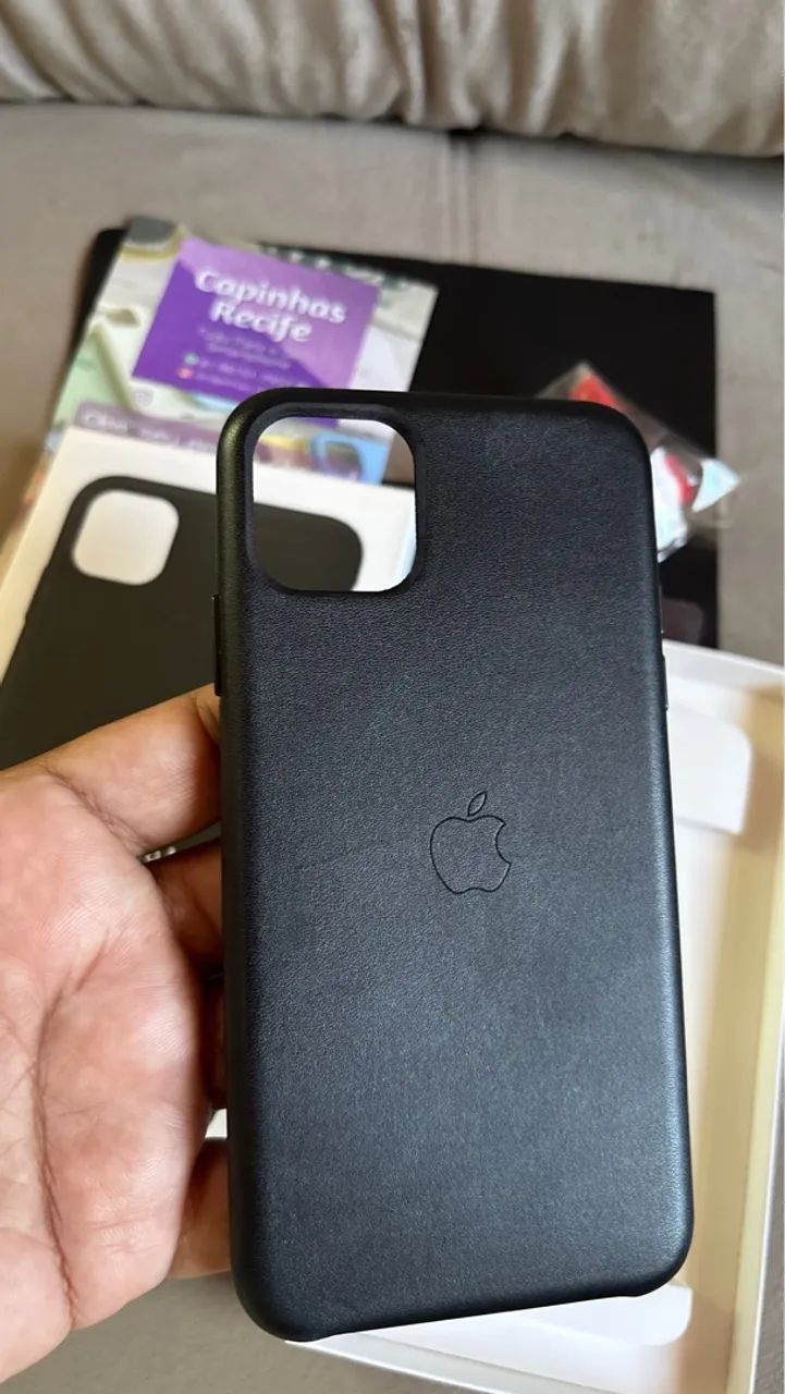 Capa iPhone 11 pro Max em couro legítimo  - Foto 2