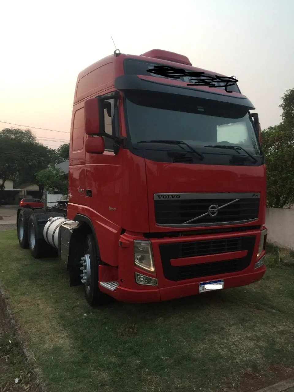 Volvo Fh GLOBETROTTER 13/13 6x4 R$ 290.000,00 avista