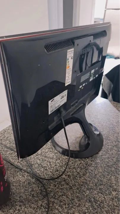 Monitor Samsung - Ótimo Estado - Foto 3