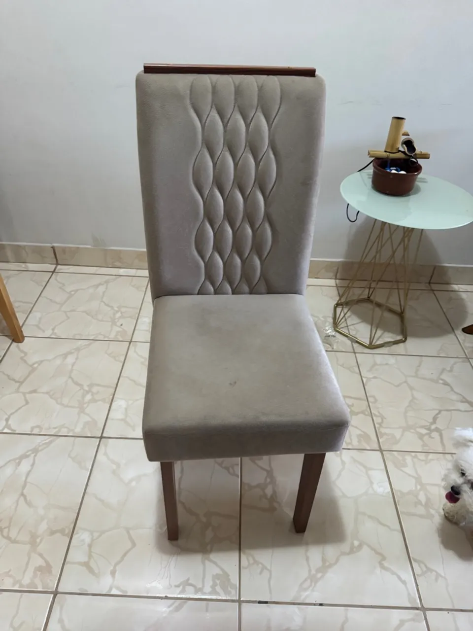 Cadeira de jantar estofada - cor bege