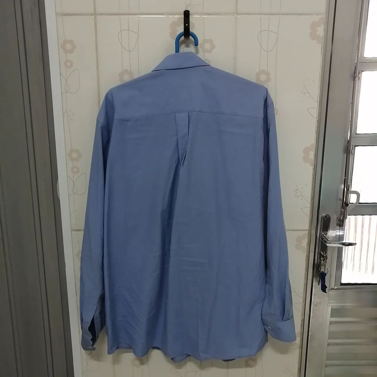 Camisa Social Azul Claro HP 6 + palito  - Foto 3