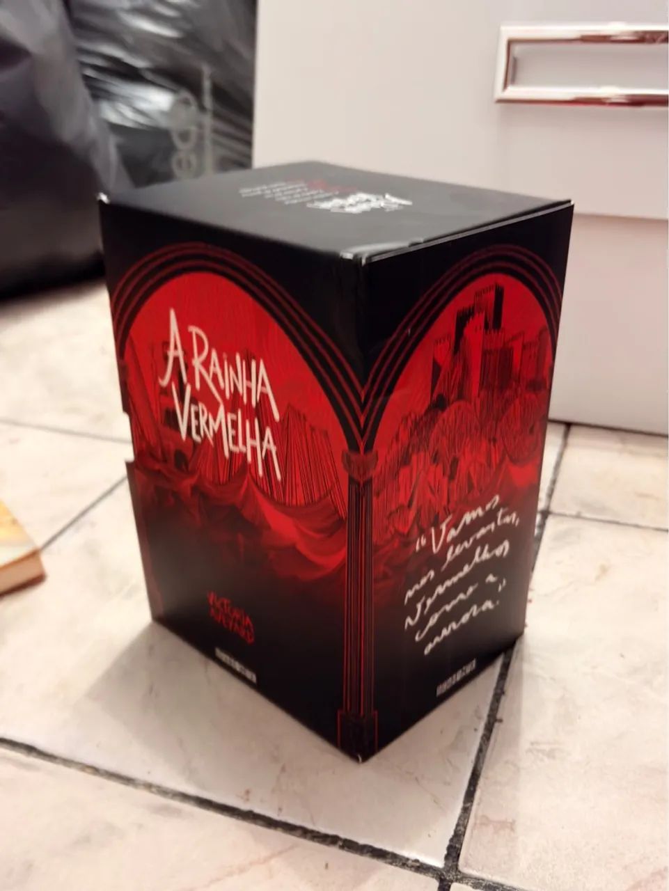Livros Diverso: Fantasia, romance, investigação, entre outros? - Foto 4