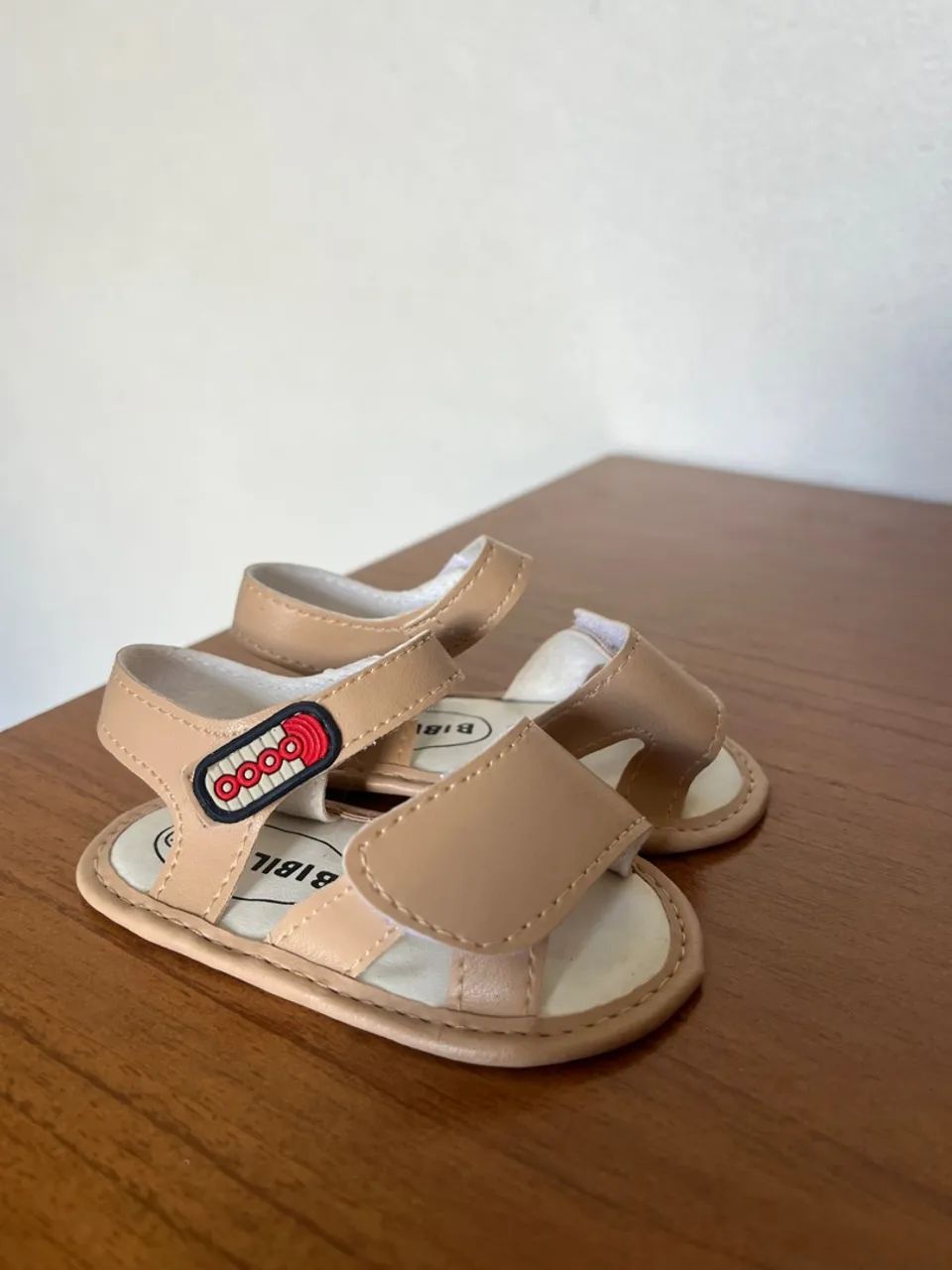 Vendo calçados de neném em bom estado  - Foto 3