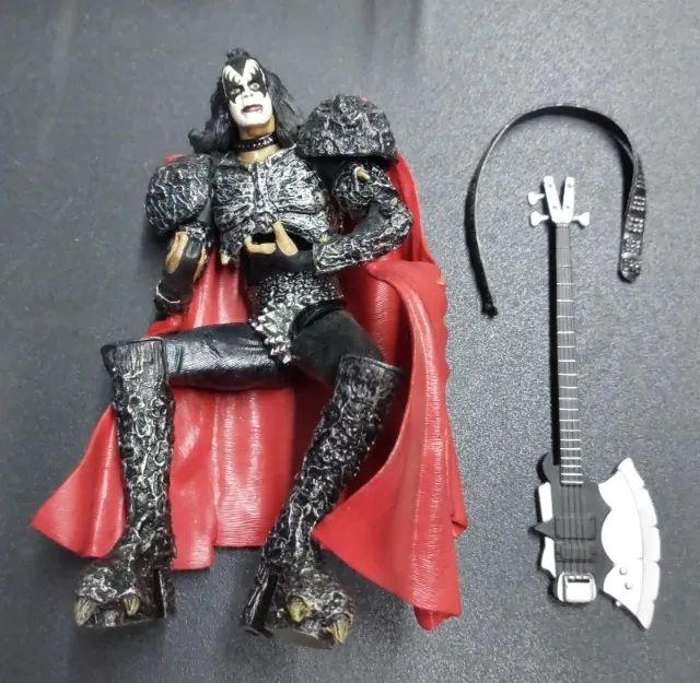 Gene Simmons - Kiss - McFarlane Toys - Hobbies e coleções - São