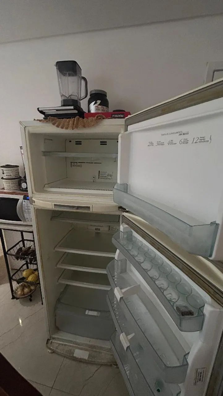 Geladeira Brastemp Fros Free 330L - Foto 3