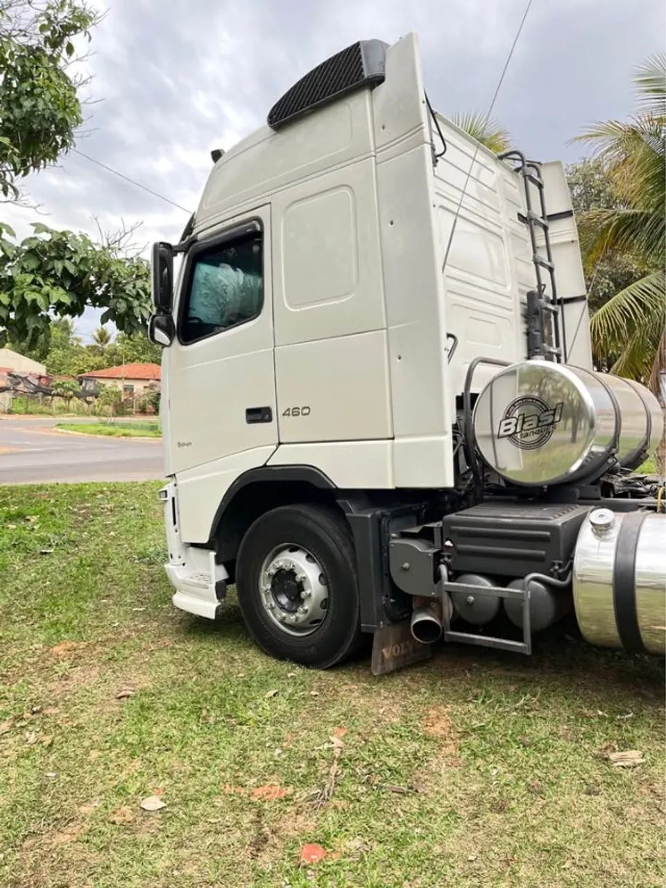 Volvo FH 460 6x4 ano 2014 - Foto 4