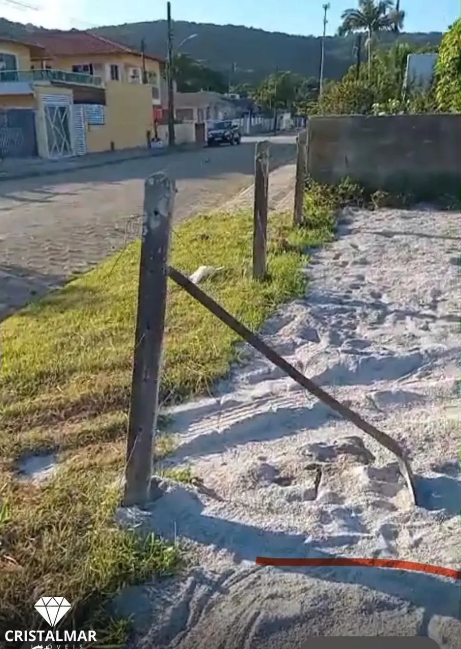 Terreno a poucos metros do Mar, Praia de Zimbros Bombinhas SC - Foto 2