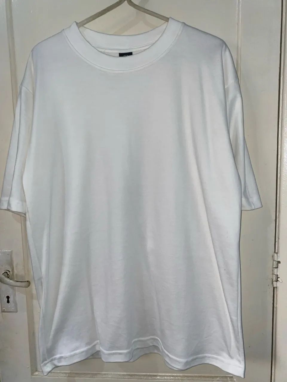 Camiseta Oversized Branca Gelo tam .g - Foto 3