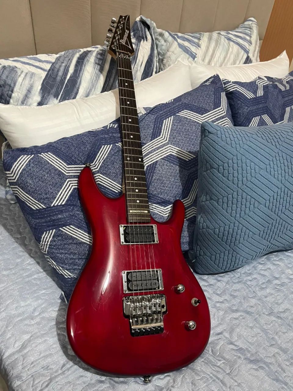 Guitarra Ibanez JS100