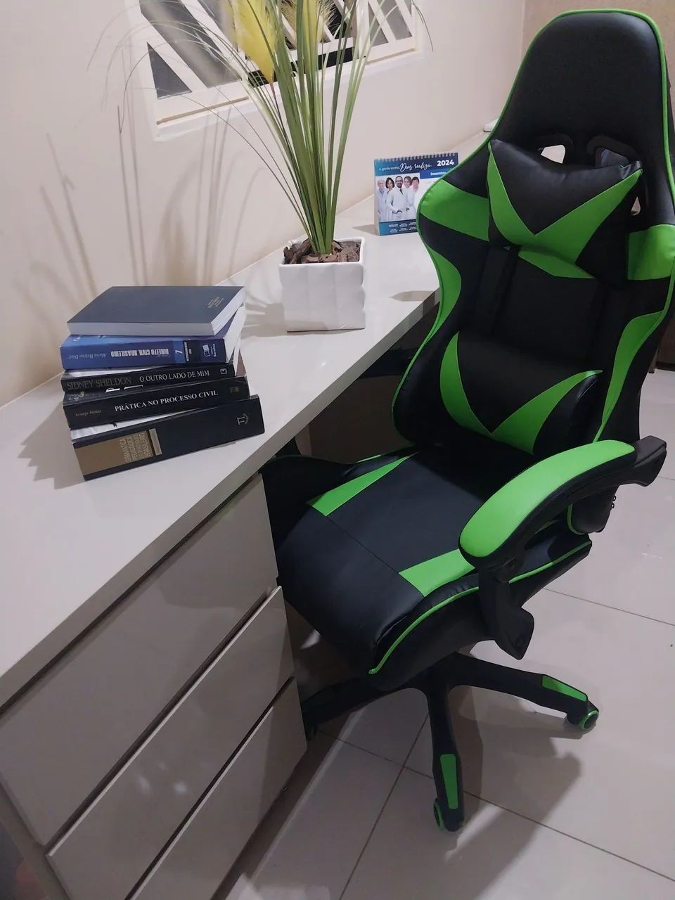 CADEIRA  GAMER NOVA 