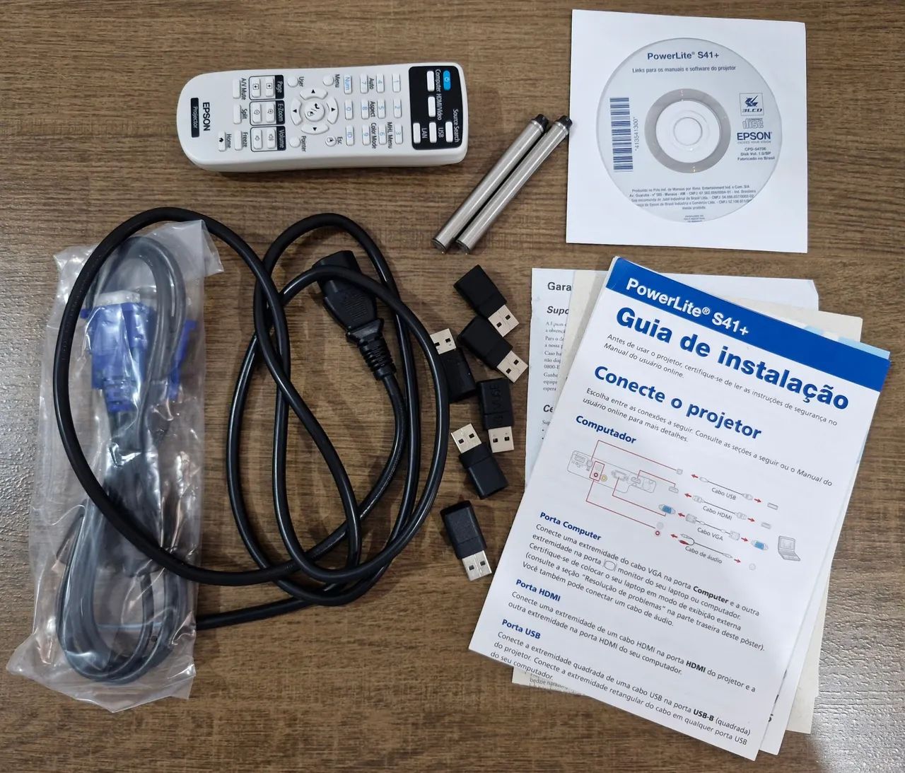 Projetor Epson powerlight S41+ H842a  - Foto 3