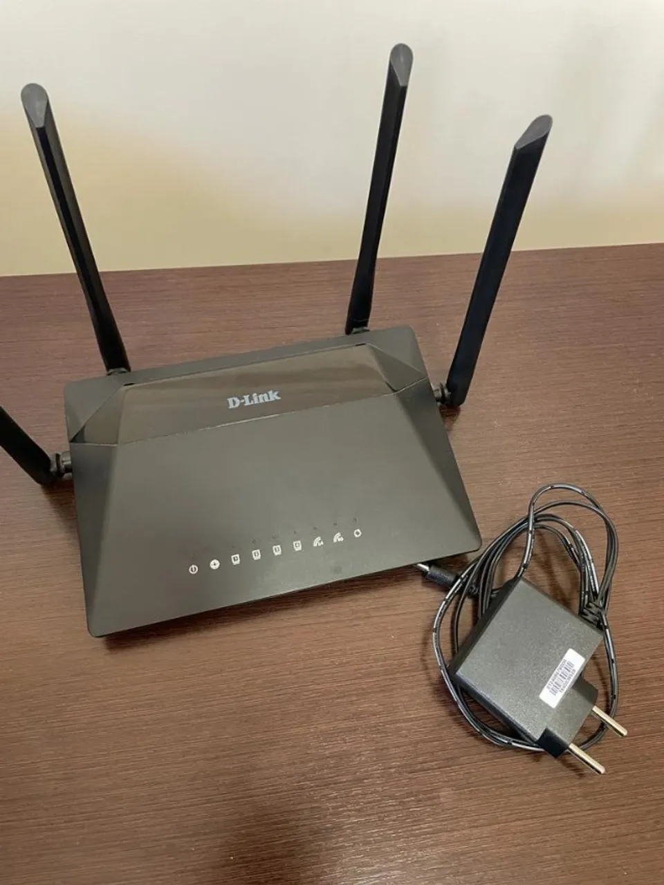 Roteador D-Link porta giga