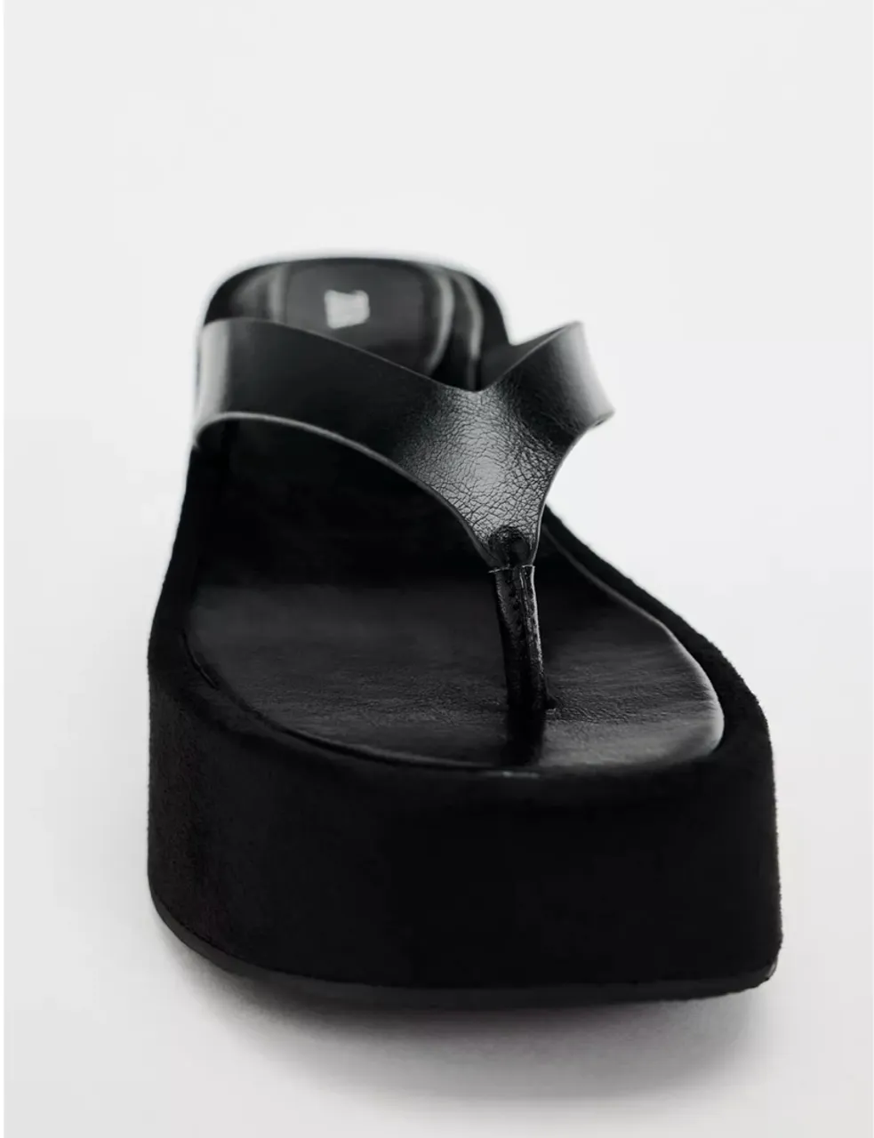 Sandália Plataforma flatform Zara Preta -Elegância nos seus pés!