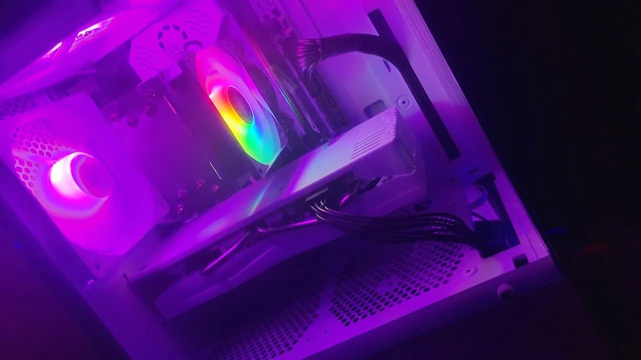 RX580 8GB MILLSE - Foto 2