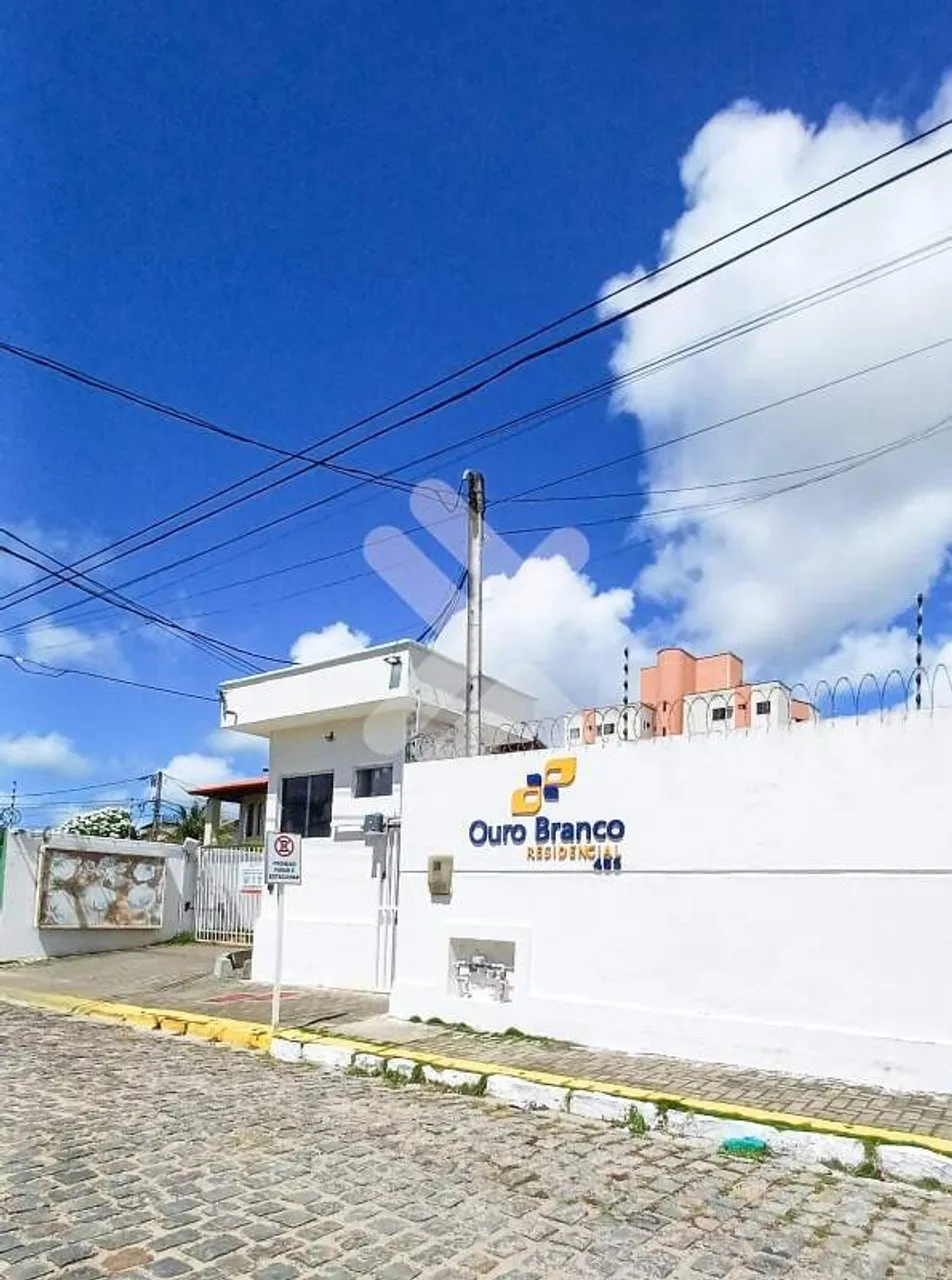Apartamento à venda em Ponta Negra (Natal/RN) | Condomínio Ouro Branco | 2/4 sendo uma suí
