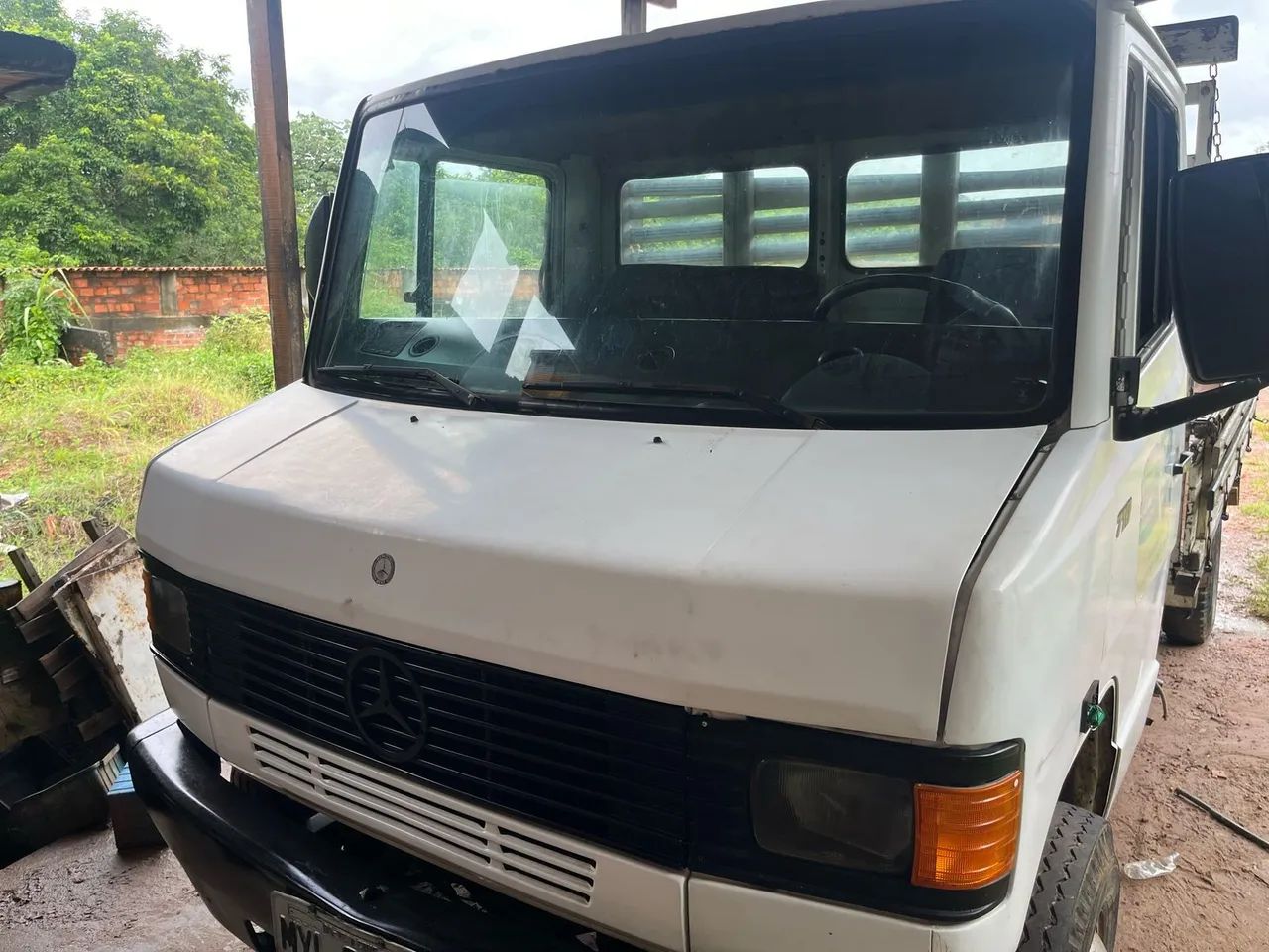 Mercedes Benz 710 4x2