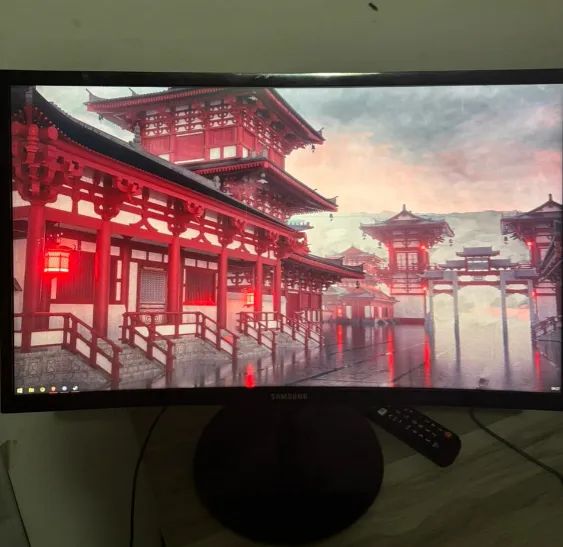 Monitor Samsung Curvo 24 Polegadas