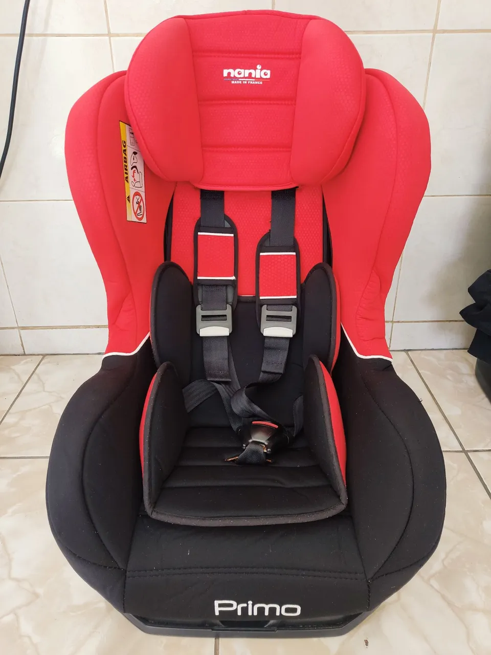 Cadeira Infantil Nania Primo Vermelha e Preta