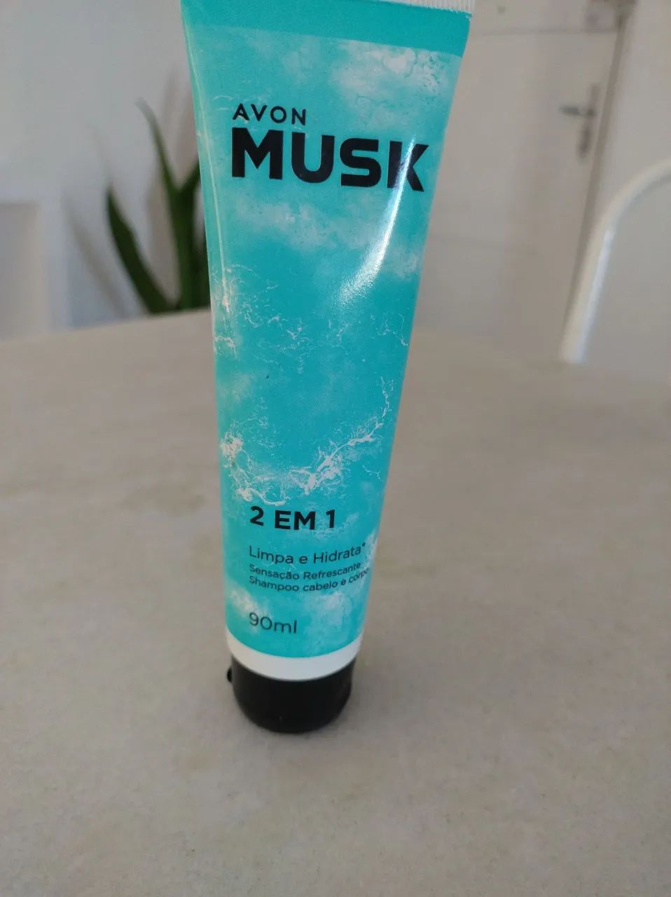 Shampoo Avon Musk 2 em 1 - 90ml