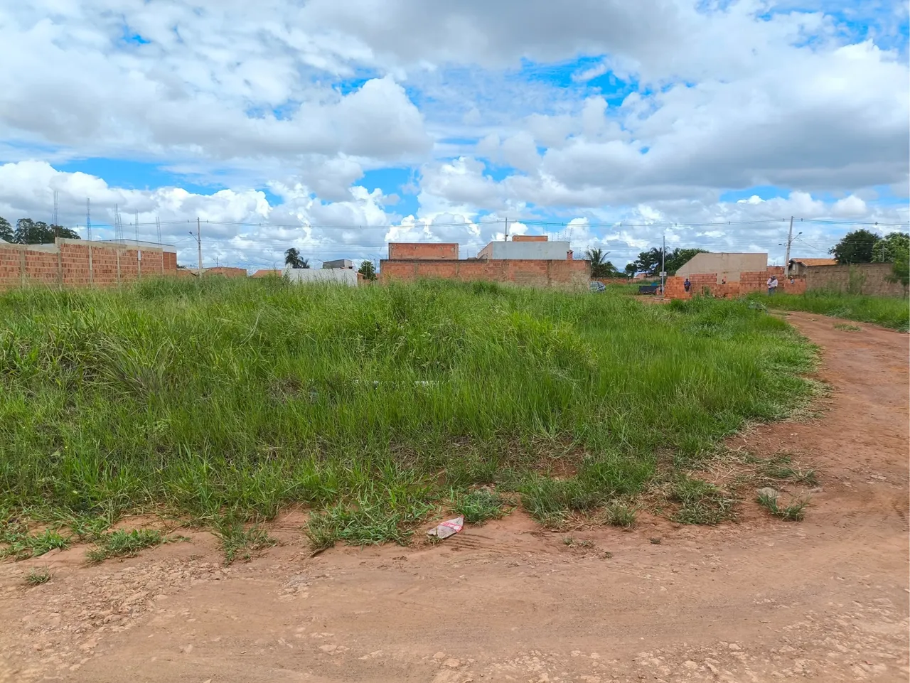 TERRENO (360m°)