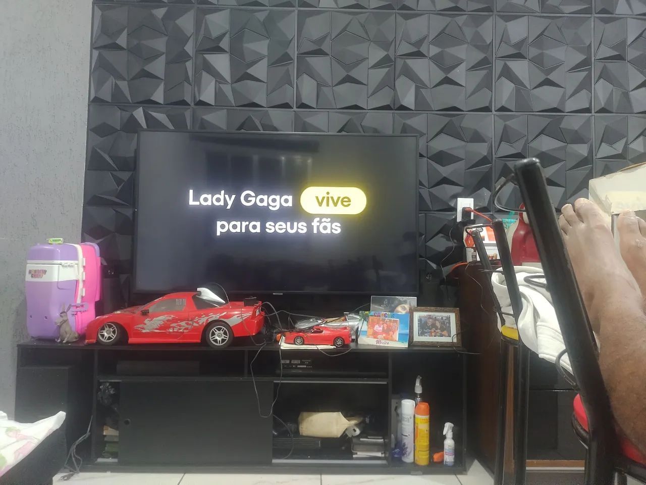 Vendo Smartv Samsung 50 Qled top de linha 4k com xbox show R$ 1900,00 - Foto 2