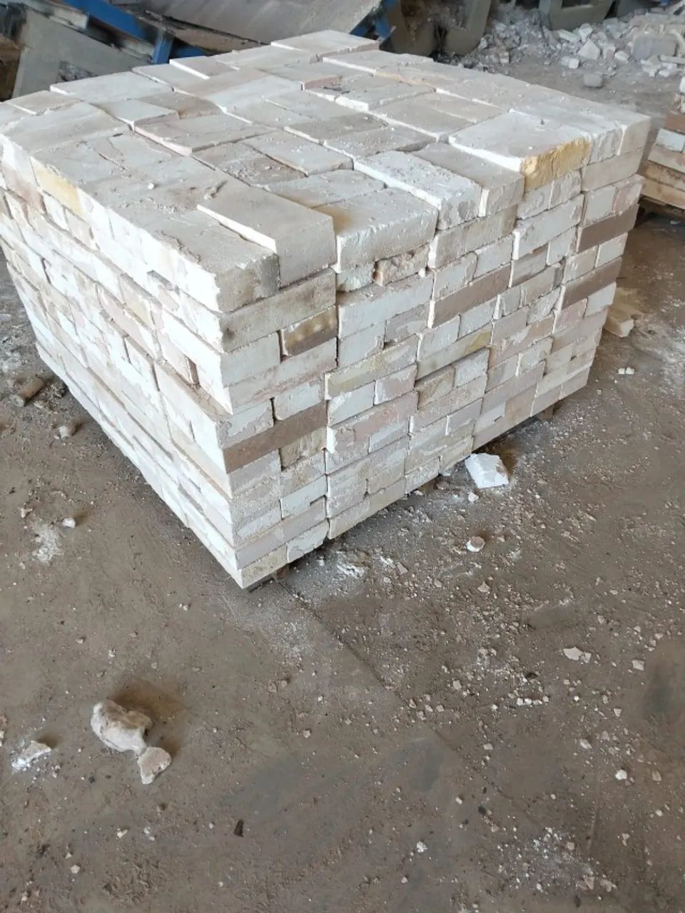 Tijolo isolante 64307165484419120