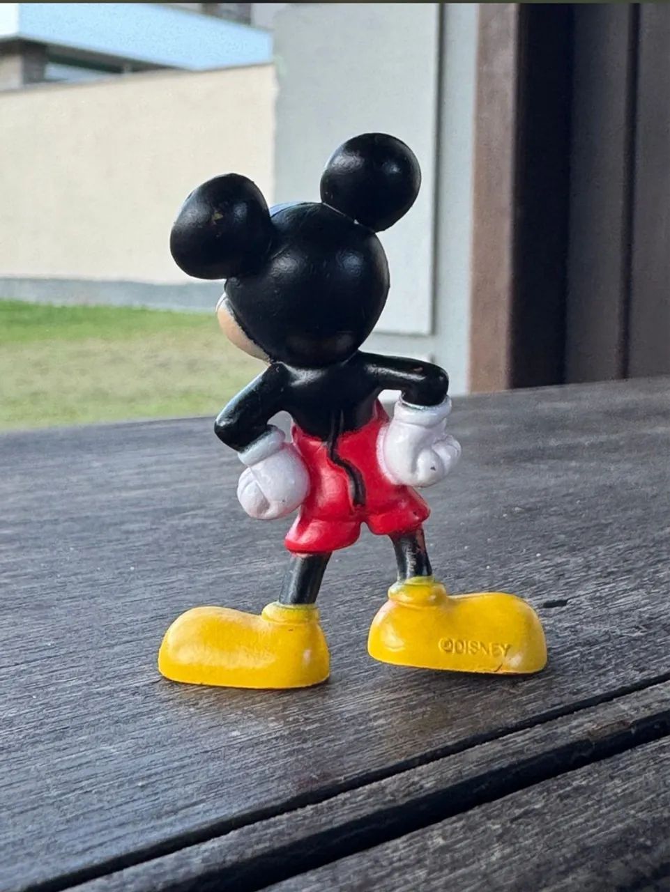 Boneco em miniatura Mickey raro (Comprado na Disney) - Foto 2